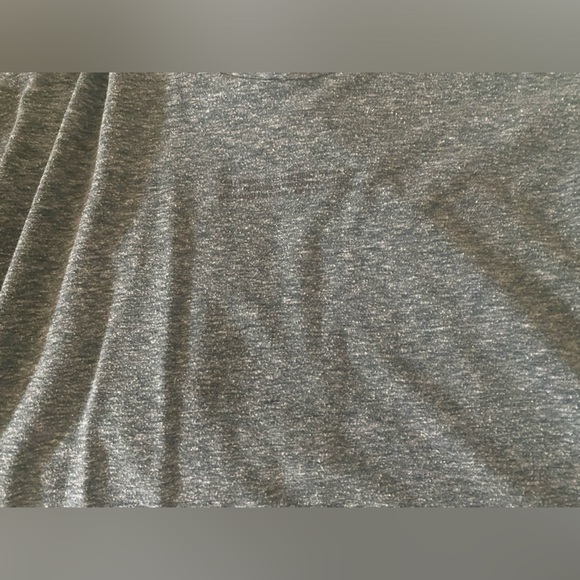 Lululemon crop top - Picture 3 of 3